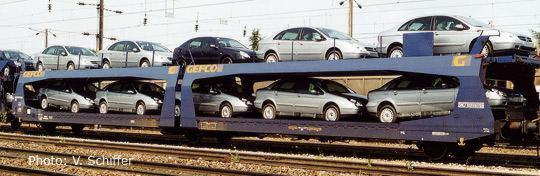 Auto Transporter &quot;GEFCO&quot;<br /><a href='images/pictures/Roco/66530.jpg' target='_blank'>Full size image</a>